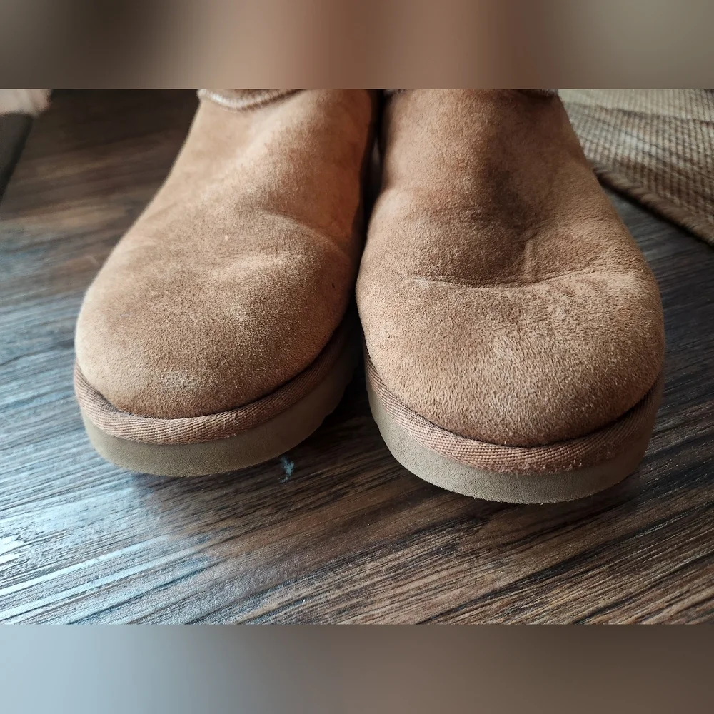 Ugg Cozy Shearling-Lined Women's Winter Boots - Tan